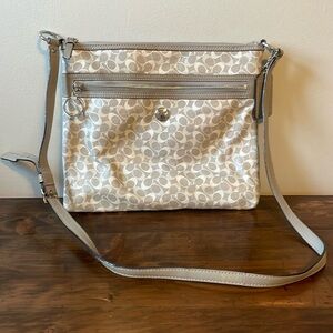 Coach crossbody in gray